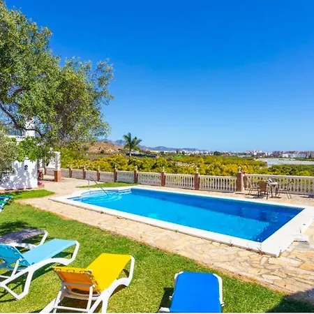 Сasa de vacaciones Bonita Casa Rural Cerca Del Centro Nerja