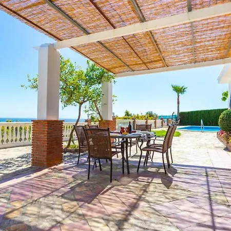 Bonita Casa Rural Cerca Del Centro Сasa de vacaciones Nerja