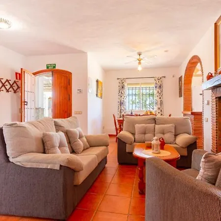Bonita Casa Rural Cerca Del Centro Сasa de vacaciones Nerja